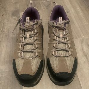 Eddie Bauer Women's Roseburg Hiking Shoe.